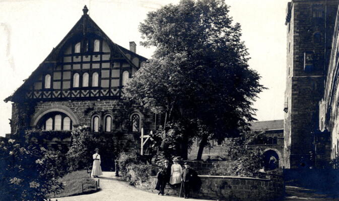 Blick auf Zisterne und Gadem von Süden, Anfang 20. Jahrhundert, Fotografie