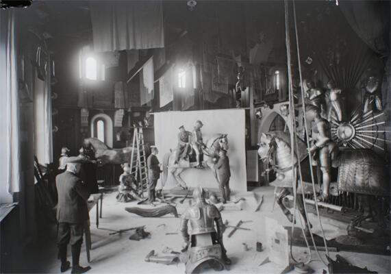 Fotoaufnahmen für „Die Waffen der Wartburg“ im Rüstsaal der Dirnitz