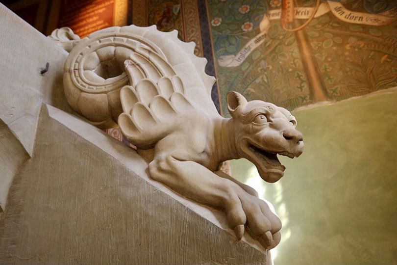 Der Drache an der Treppe der Sängerlaube. Konrad Knoll nach einem Entwurf von Hugo von Ritgen, 1852