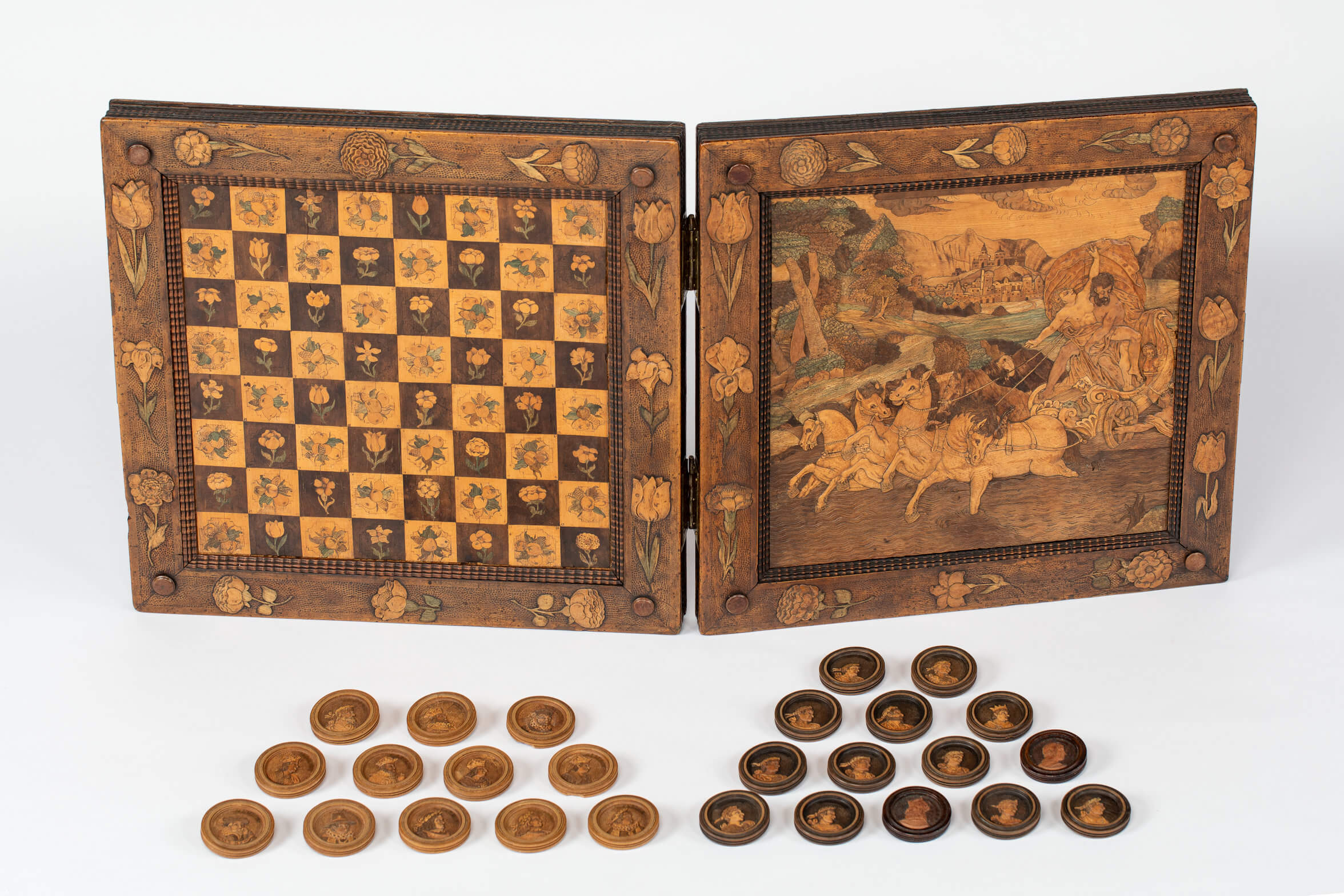 Brettspielkasten (Außenseite), Egerländer Arbeit, vor 1658, Wartburg-Stiftung, Kunstsammlung, Inv.-Nr. KH0047 © Wartburg-Stiftung, R. Salzmann